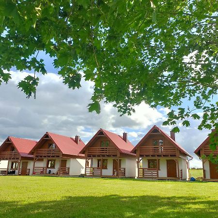 Kalinowy Sad Domki Z Jacuzzi I Sauna Mikołajki Luaran gambar