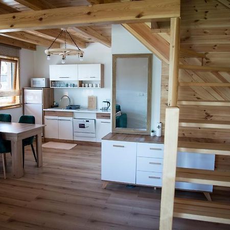 Kalinowy Sad Domki Z Jacuzzi I Sauna Mikołajki Luaran gambar