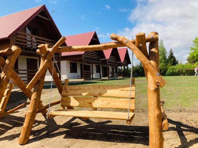 Kalinowy Sad Domki Z Jacuzzi I Sauna Mikołajki Luaran gambar