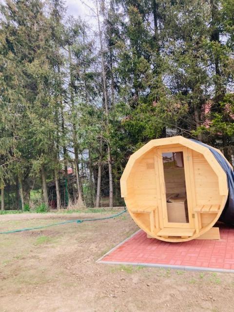 Kalinowy Sad Domki Z Jacuzzi I Sauna Mikołajki Luaran gambar