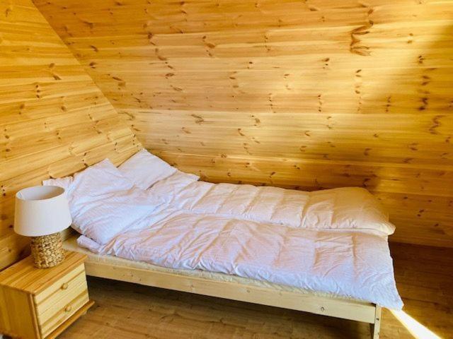 Kalinowy Sad Domki Z Jacuzzi I Sauna Mikołajki Luaran gambar
