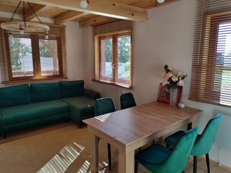 Kalinowy Sad Domki Z Jacuzzi I Sauna Mikołajki Luaran gambar